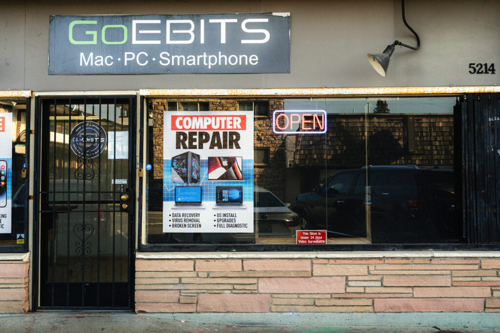 GoEBITS phone and computer repair shop serving Seattle and Bellevue customers